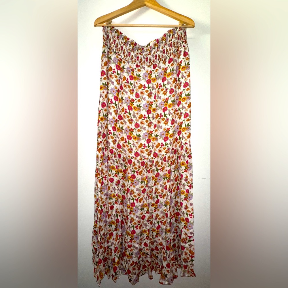 Nicole Miller Silk and Rayon Skirt